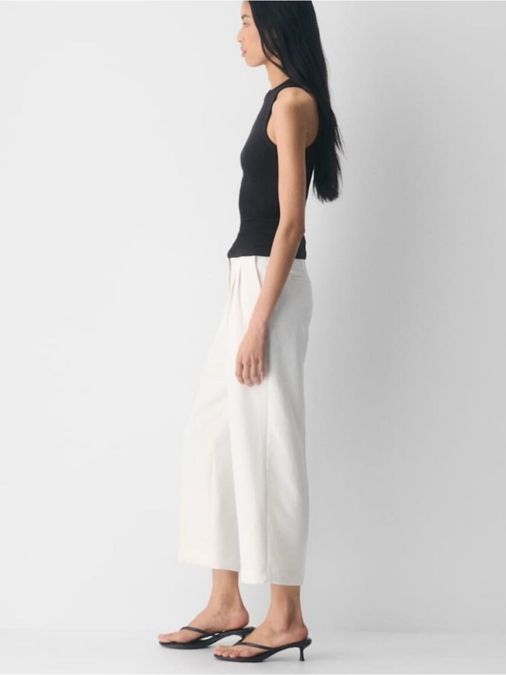 aritzia effortless high rise crop Wilfred